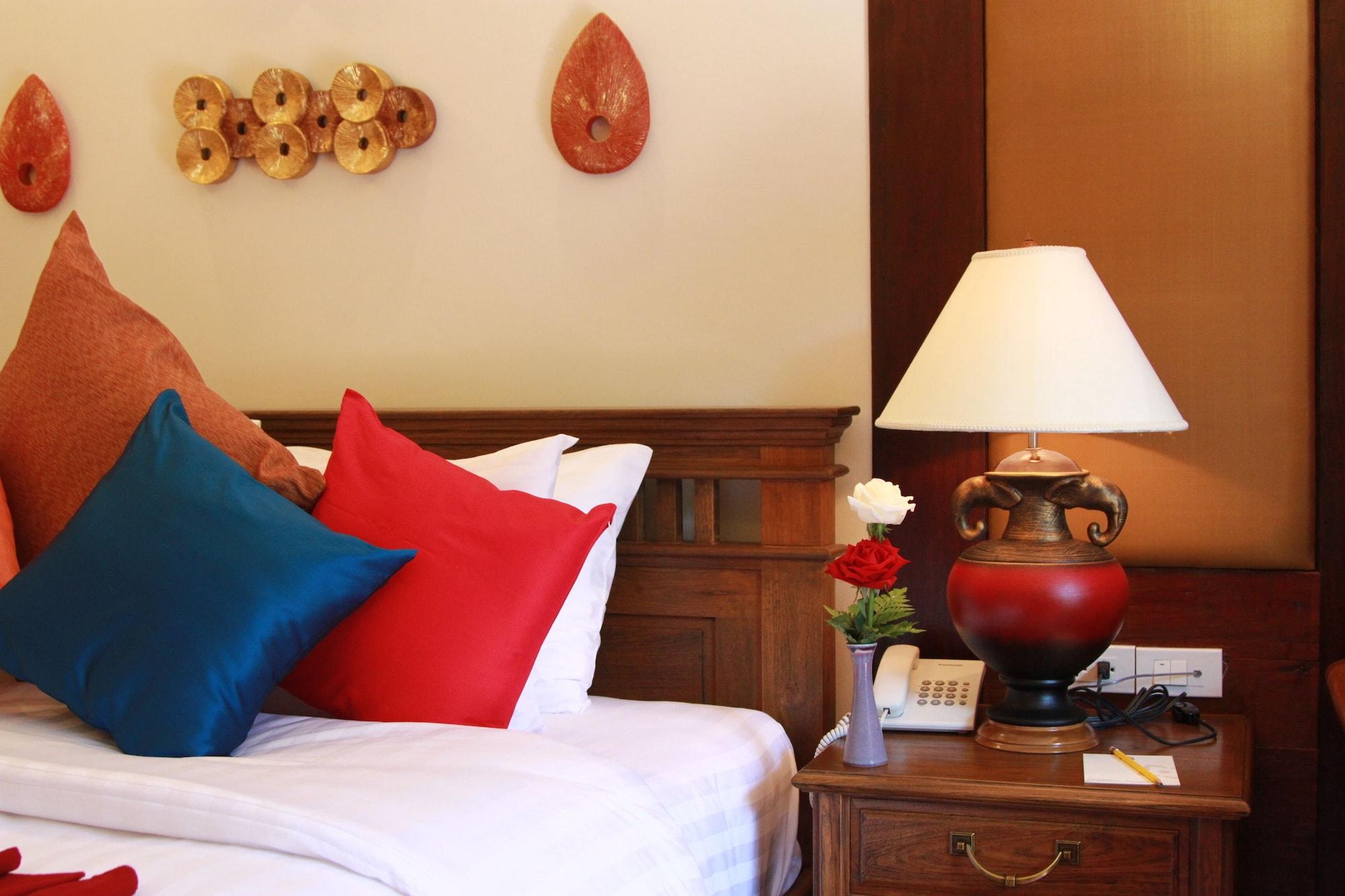 Viang Thapae Resort Chiang Mai Zewnętrze zdjęcie