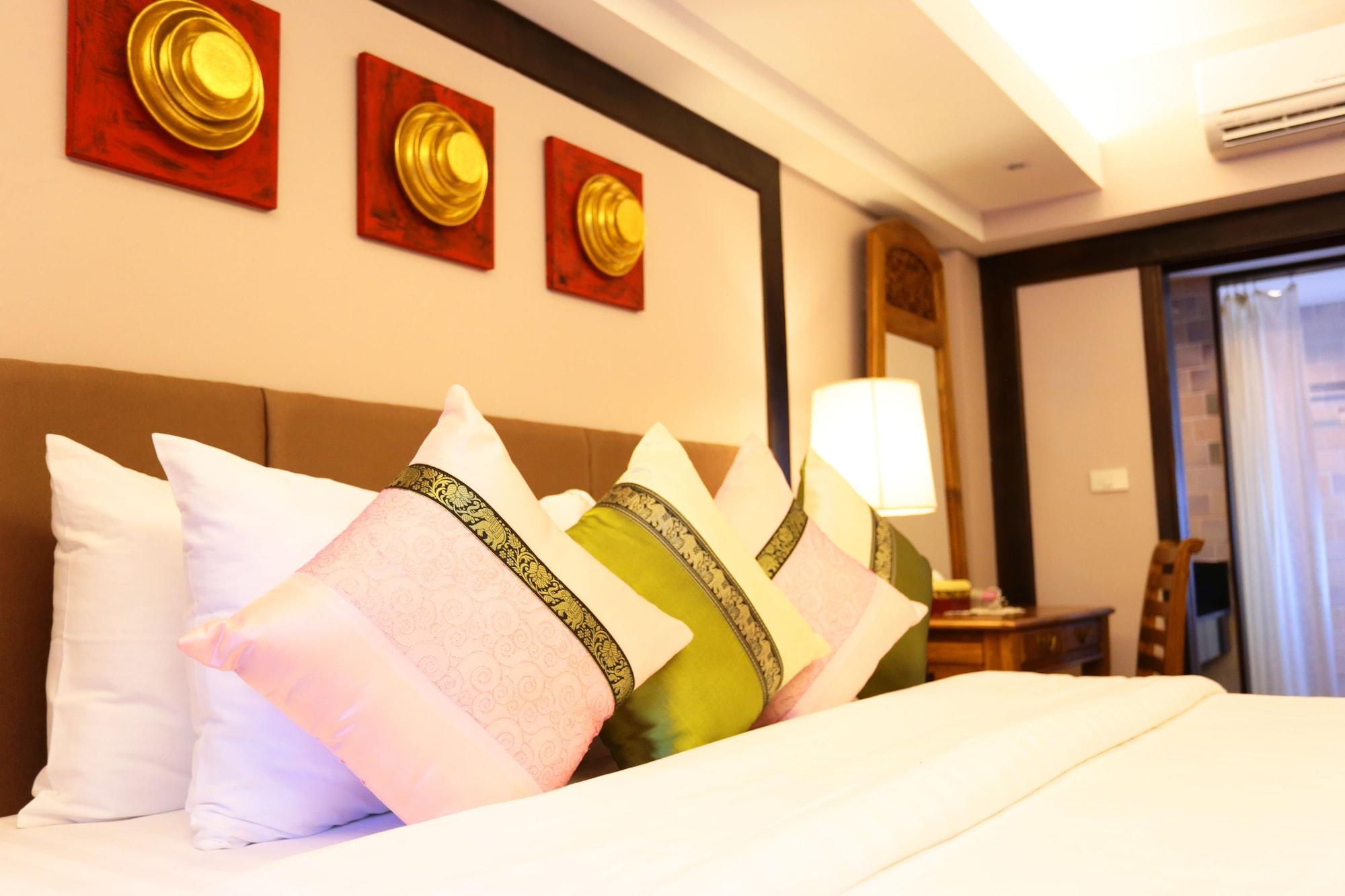 Viang Thapae Resort Chiang Mai Zewnętrze zdjęcie